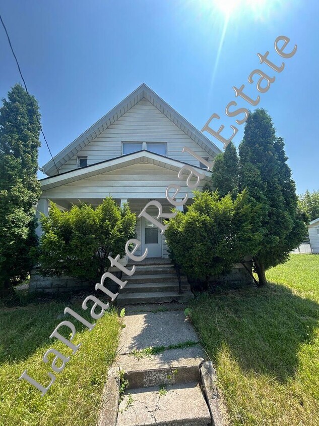 Foto principal - Beautiful 3-Bedroom Home with Modern Touch...