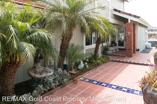 Building Photo - 3 br, 2.5 bath House - 2061 Peninsula Rd