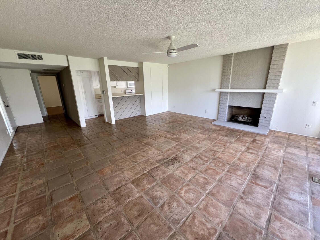 46105 Portola Ave Unit 1, Palm Desert, CA 92260 Condo for Rent in