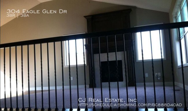 Building Photo - 304 Eagle Glen Dr