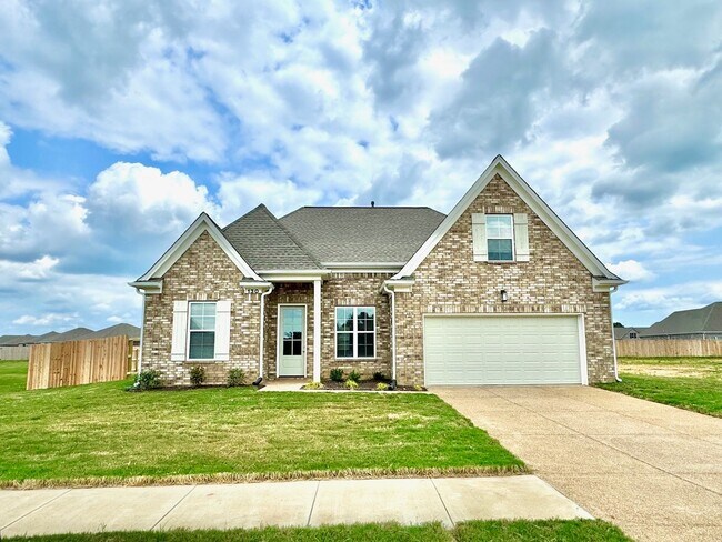 Foto del edificio - 130 Primrose Ln