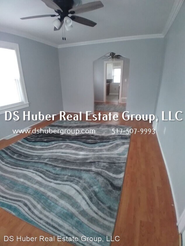 Primary Photo - 2 br, 1 bath House - 1132 Lake Lansing Rd