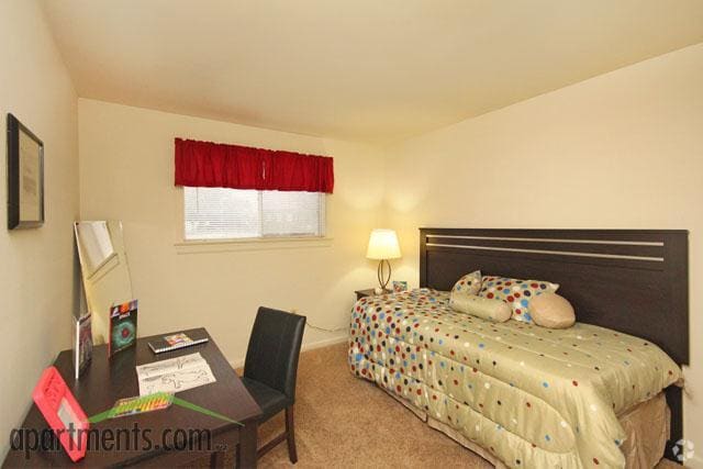 Bedroom - Country Club