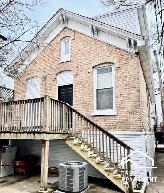 Foto del edificio - 1629 N Claremont Ave