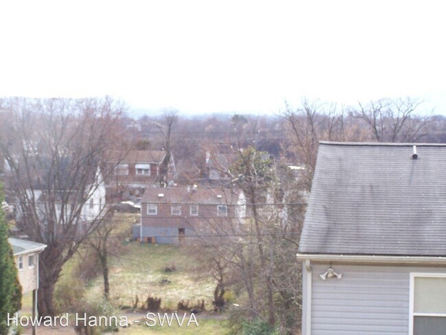 Building Photo - 3 br, 1 bath House - 1628 Moorman Ave. NW