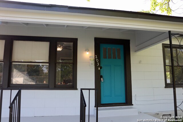 Building Photo - 203 Brooks Ave