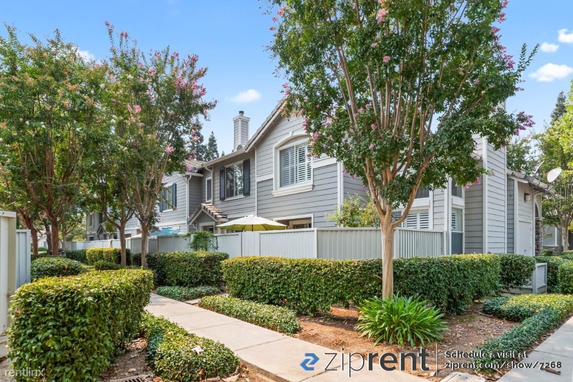 2 br, 2.5 bath Townhome 6320 Island Pine... Townhome Rentals in San