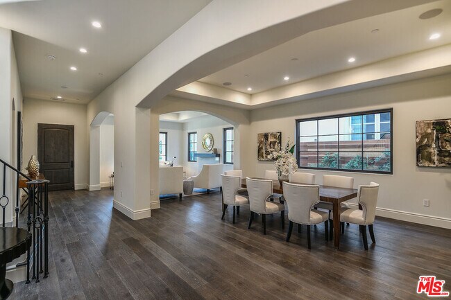 Foto del edificio - 9349 Kirkside Rd