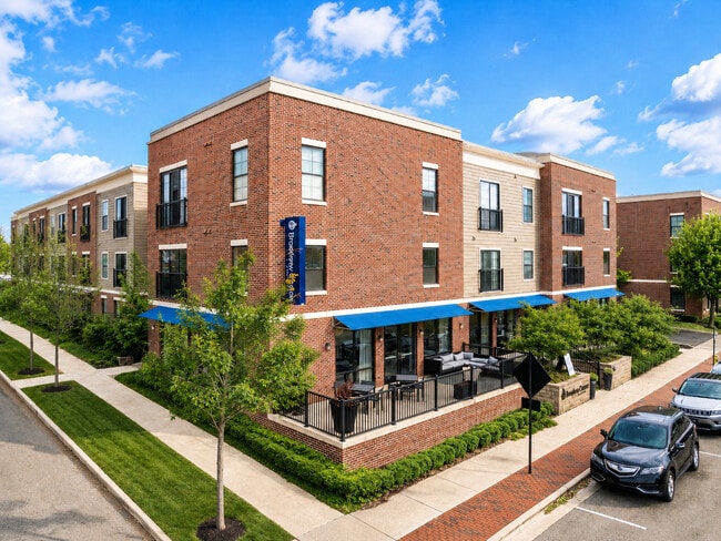Office - Broadway Station - 1 MONTH FREE
