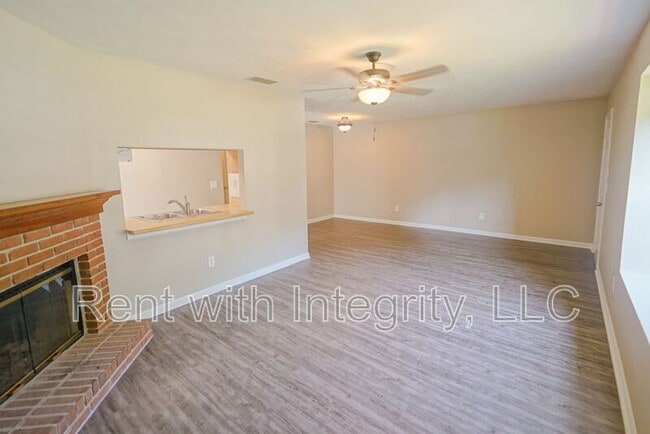 Foto del edificio - 2068 Victory Garden Ln