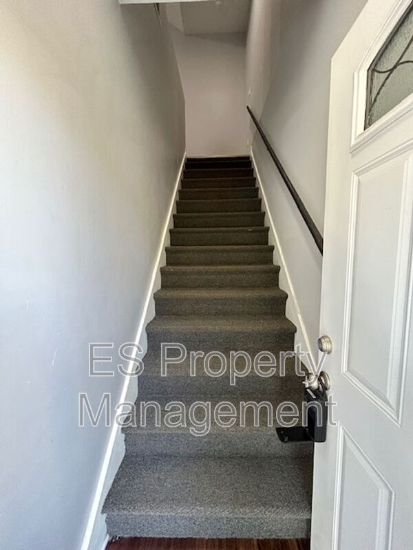 Foto del edificio - 1602 Quill St