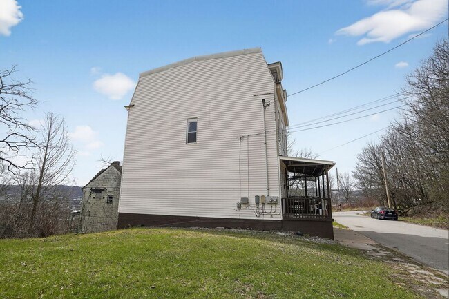 Foto del edificio - 553 Norman St