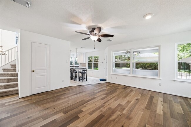 Building Photo - 174 W Greywing Cir