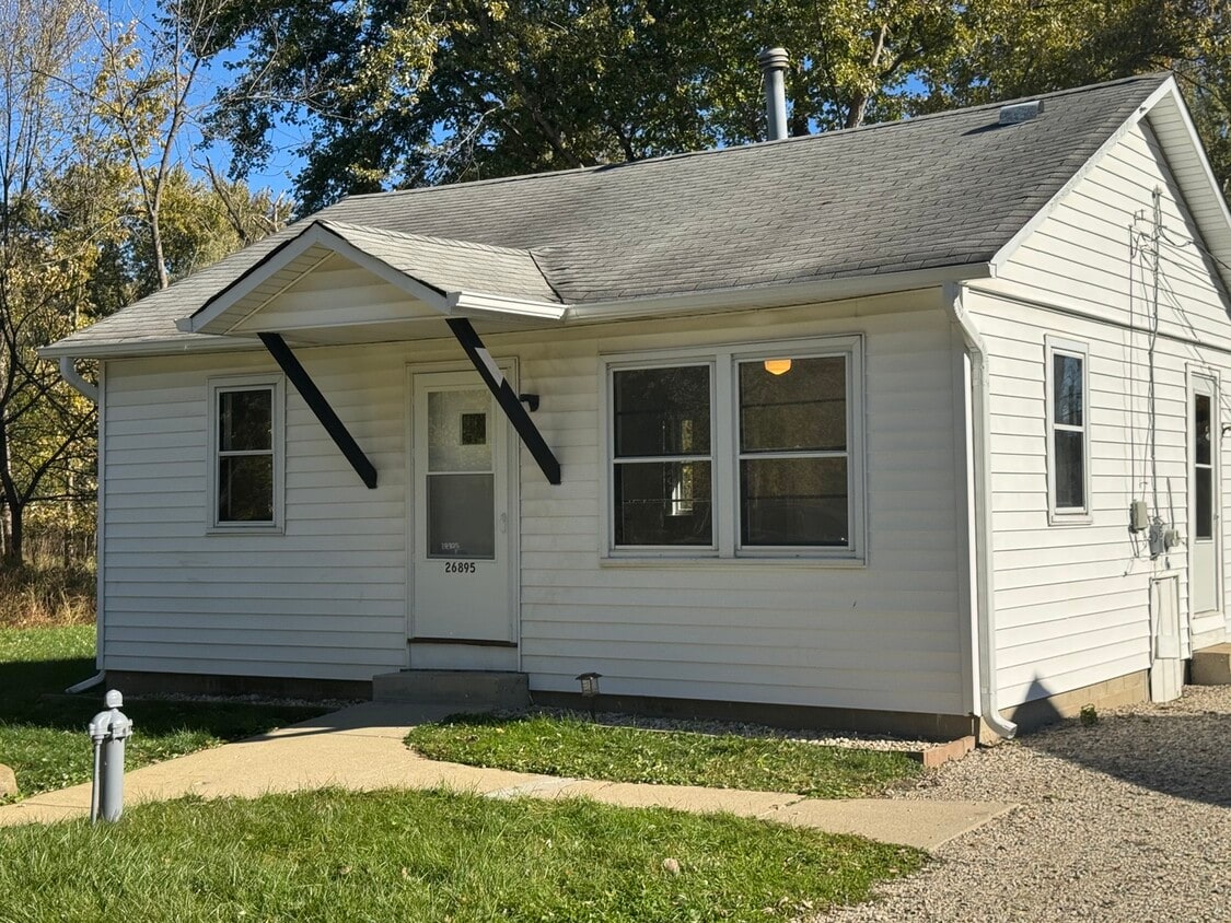 Foto principal - 26895 Bernice St