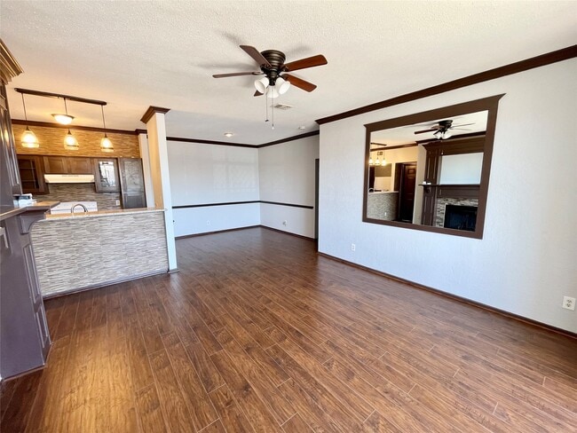 Foto del edificio - 14550 Fonmeadow Dr