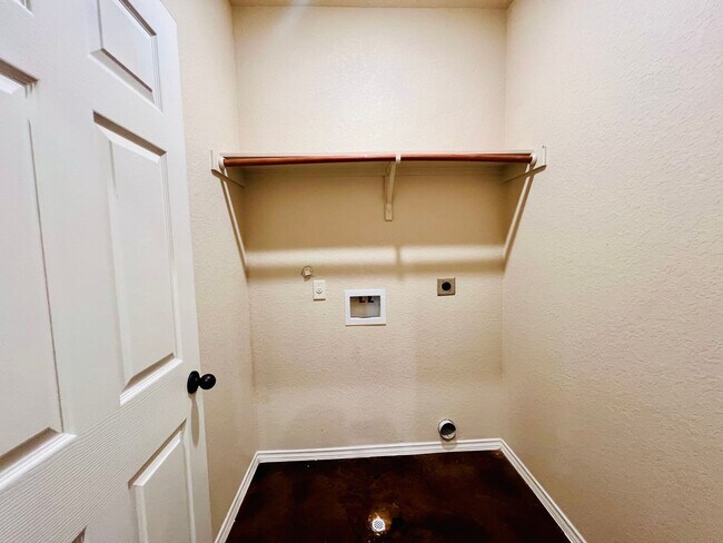 Foto del edificio - 10147 Westover Bluff