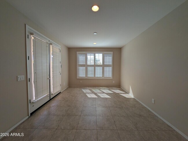 Foto del edificio - 5631 Cinder Brk Wy