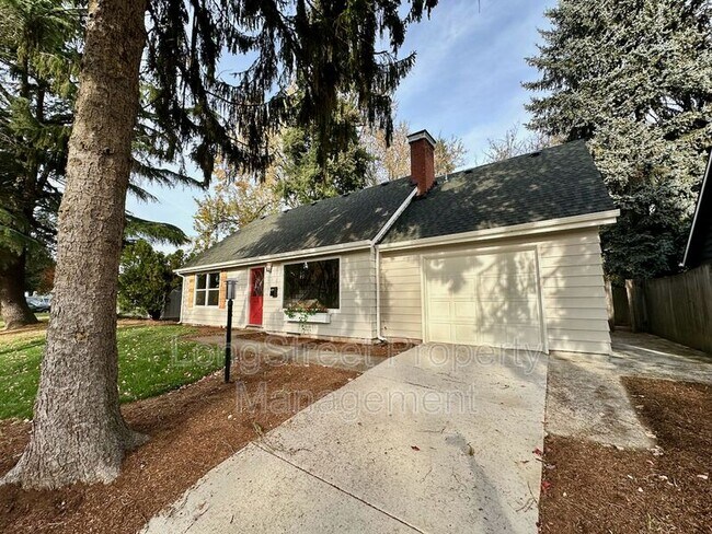 Photo - 8820 N Seward Ave House