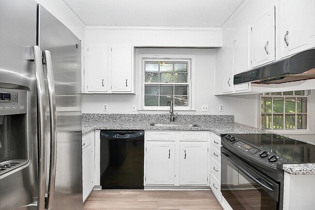 Exquisite South Charlotte Ranch, Move-In R... - Exquisite South Charlotte Ranch, Move-In R... House