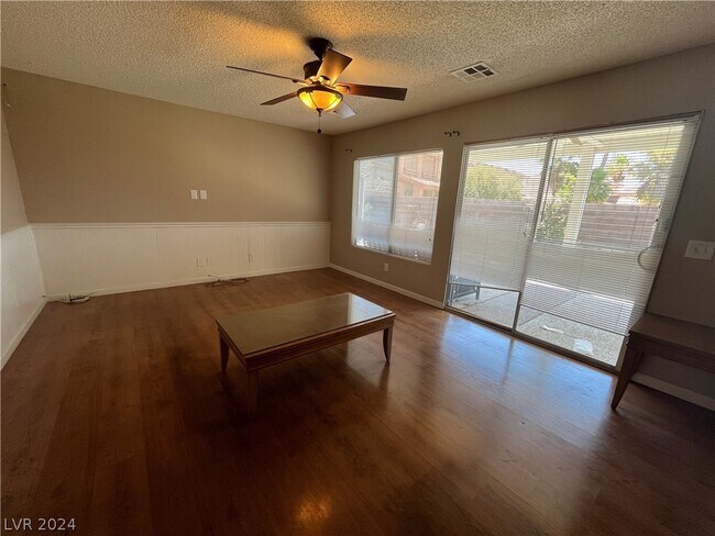 Building Photo - 1465 Homestead Ct