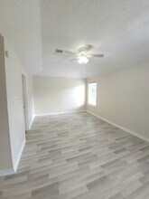 Building Photo - 5810 Twisted Pine Ct