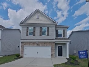 Building Photo - 231 Coppice Ln