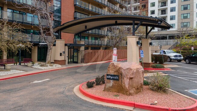 Foto del edificio - Citywalk Penthouse in Downtown Colorado Springs
