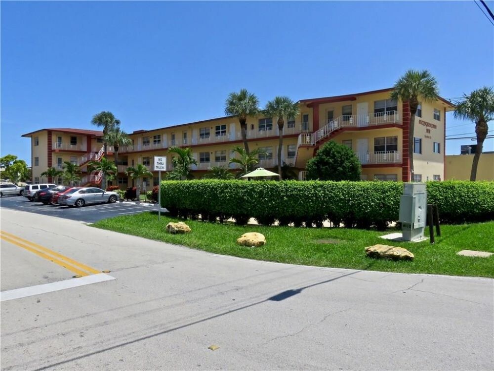 Foto del edificio - 5050 Bay view Dr