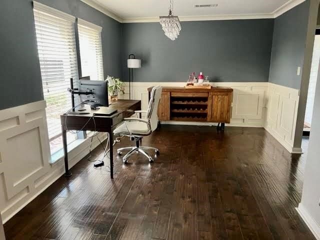 Foto del edificio - 2502 Hollow Hook Rd