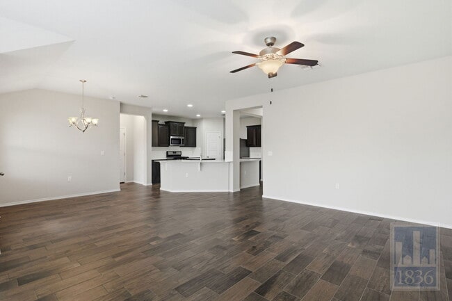 Foto del edificio - 7800 Vista Mejor Dr