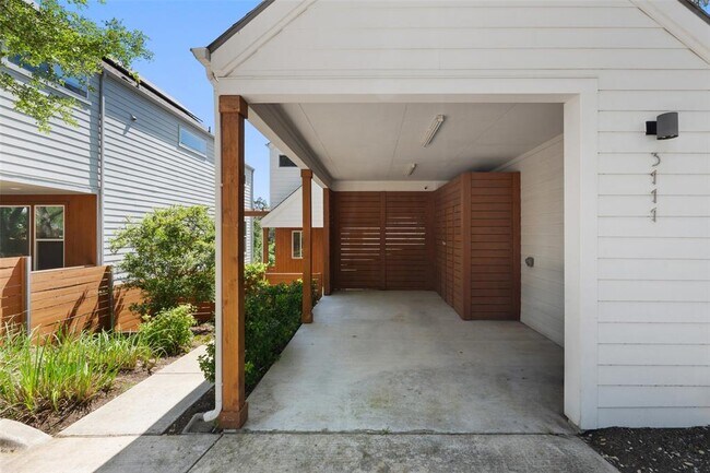 Foto del edificio - 3111 Aldwyche Dr