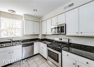 Foto del edificio - 2 br, 2 bath House - 19 W Locke Ln Unit U3