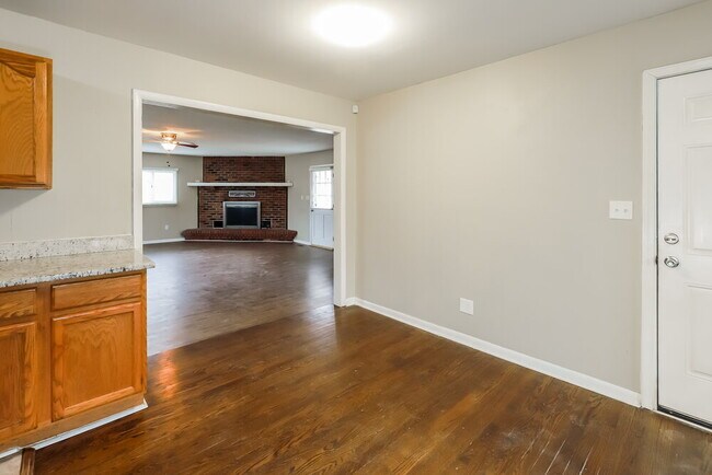 Foto del edificio - 11008 E 50th Terrace