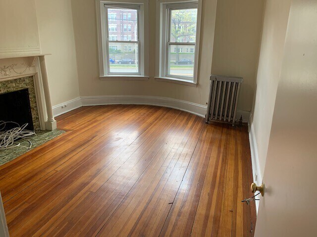 Building Photo - 133 Glenville Ave