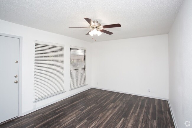 Interior Photo - Short Hills Apartments