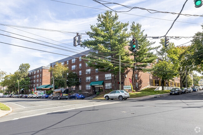 Foto del edificio - 873 West Boulevard