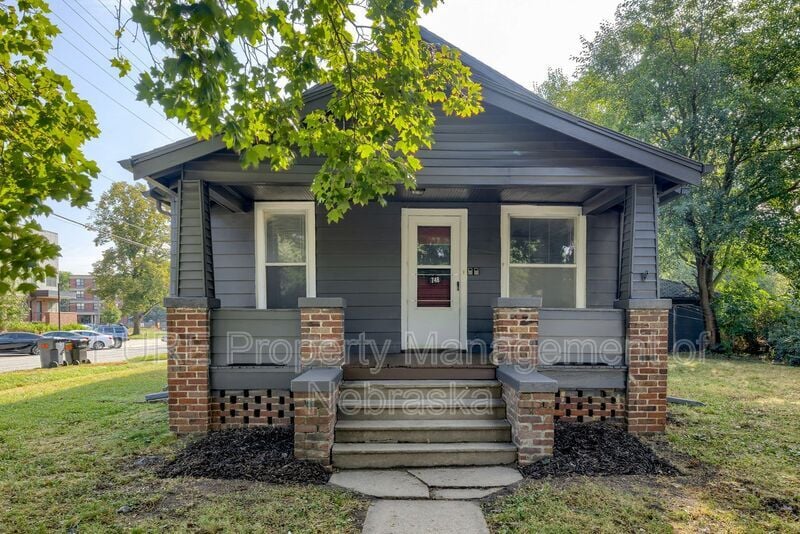 Primary Photo - 748 N Platte Ave