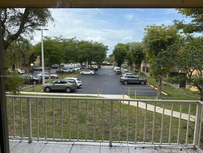 Building Photo - 13700 SW 62nd St