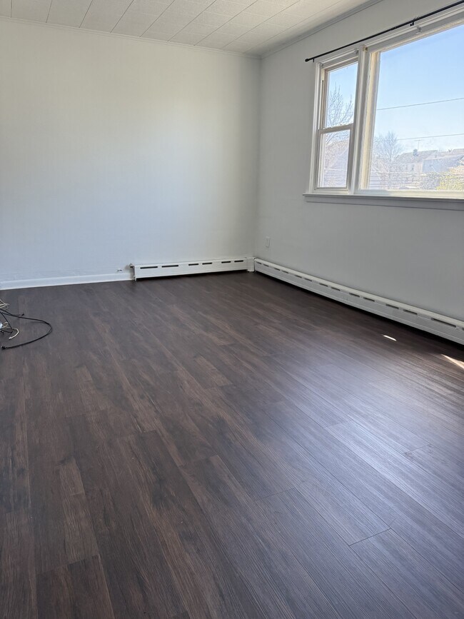 2nd View Living Room - 54 Wallace St