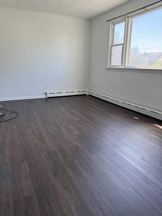 2nd View Living Room - 54 Wallace St