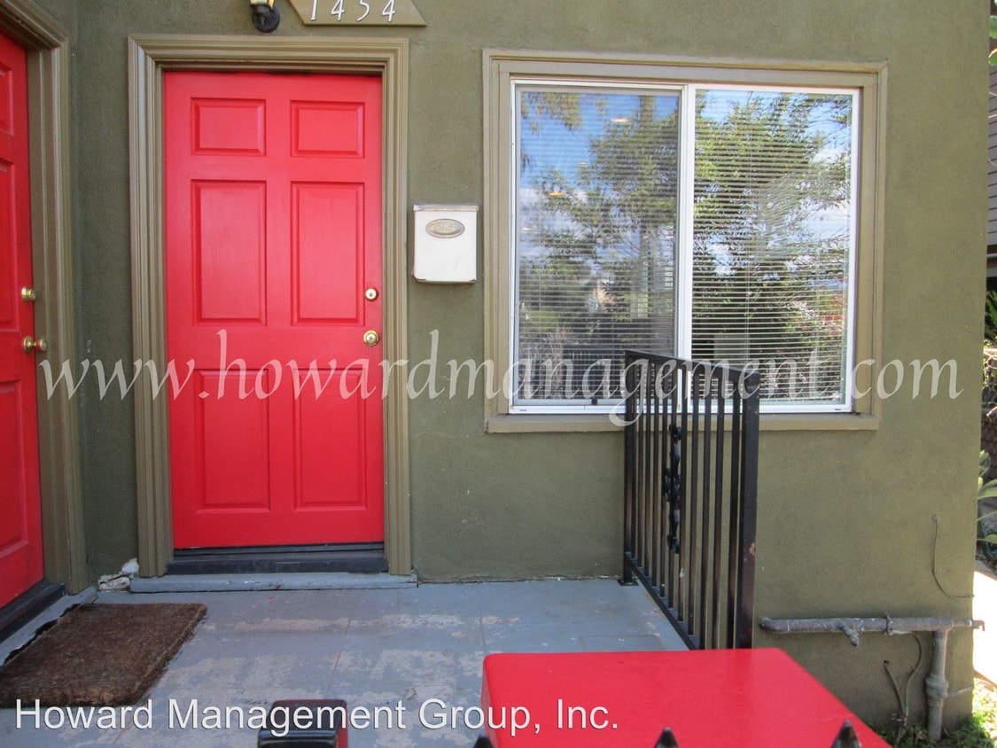 Primary Photo - 1452 Sunset Blvd