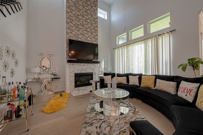 Building Photo - 9207 Secretariat Ln