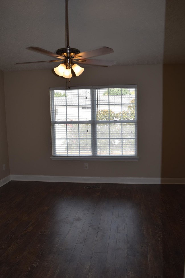 Building Photo - 228 Stanton Hall Ln