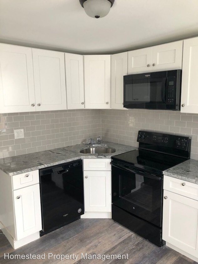 Primary Photo - 2 br, 1 bath Apartment - 20 N. Front St.