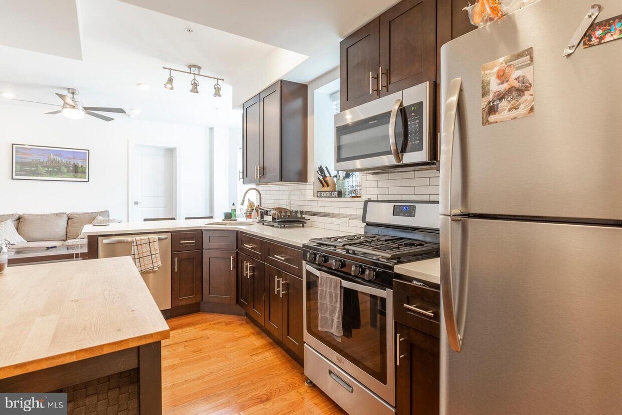 Foto principal - 4215 Manayunk Ave