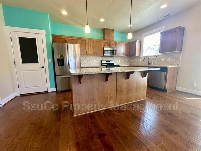 Foto del edificio - 456 SW 203rd Terrace