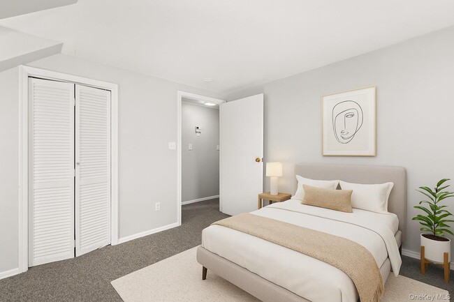 Foto del edificio - 174 Mills Pond Rd