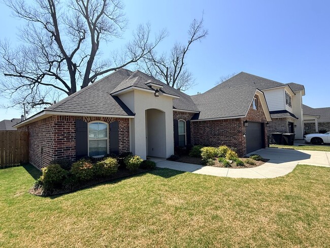 Foto del edificio - 224 Cullom Dr