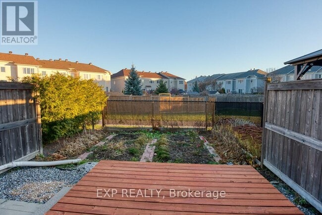 Photo du bâtiment - 513 Coldwater Cres