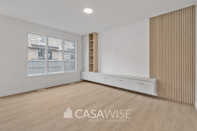 Building Photo - 22128-22194 94 Ave NW